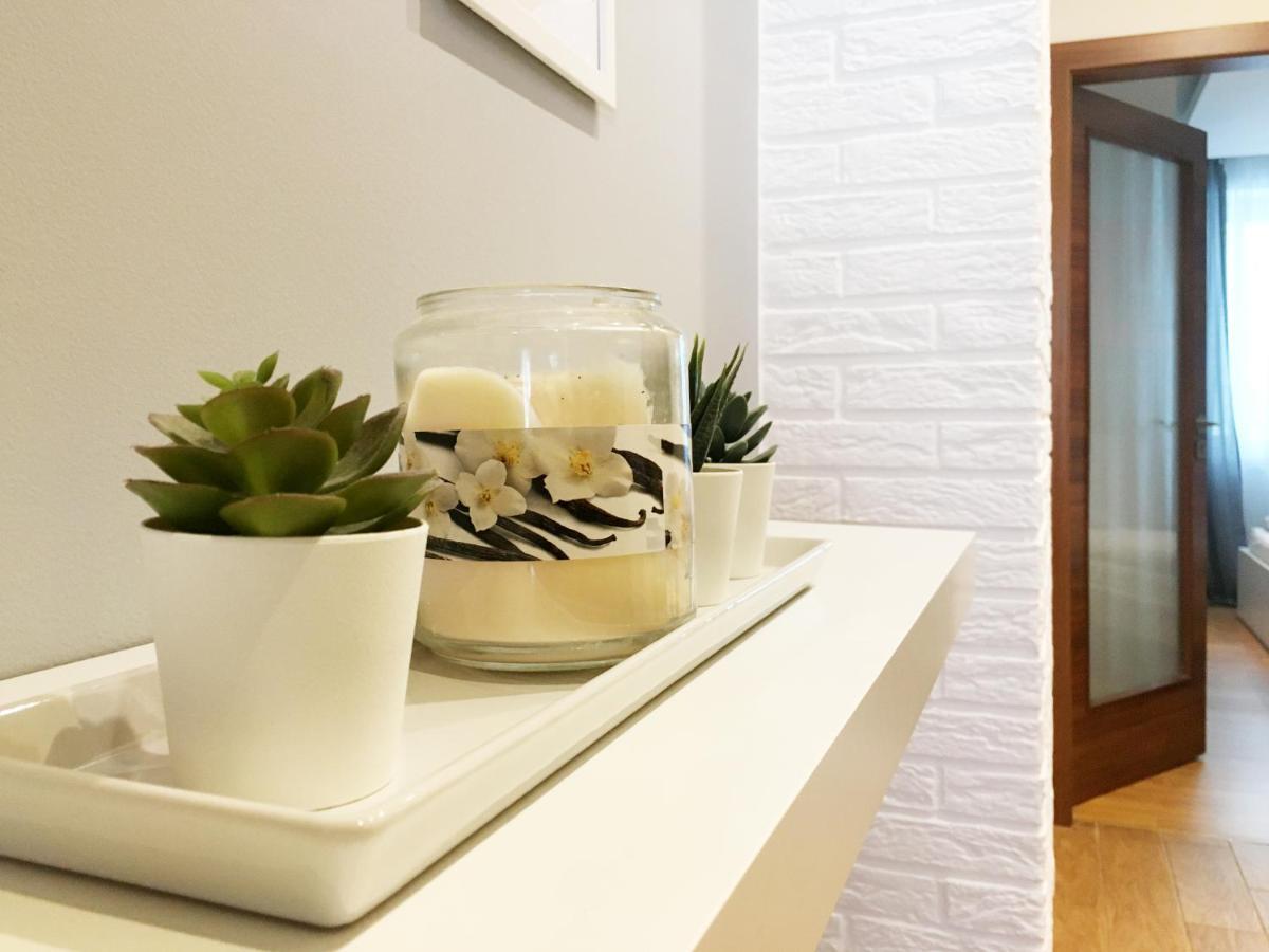 Apartmán 2br With Free Garage Parking, Close To The Historic Centre
